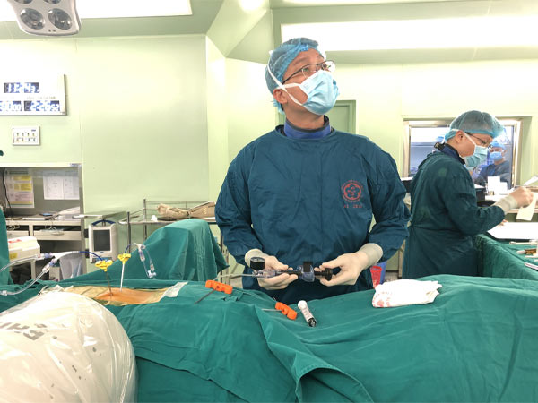 Phẫu thuật tạo hình thân đốt sống