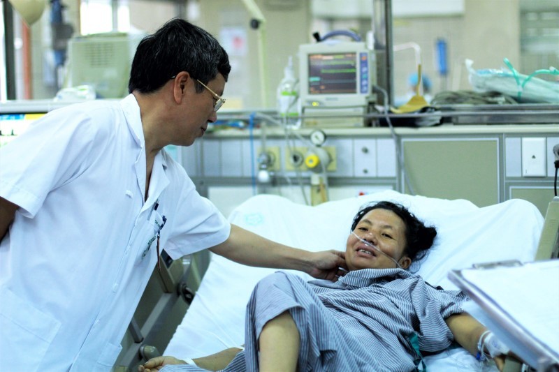 Ngày thầy thuốc Việt Nam, ngày 27/2, ngành y tế, lời chúc ngày thầy thuốc Việt Nam, khoa hồi sức tích cực, bệnh viện bạch mai, bác sĩ nguyễn gia bình