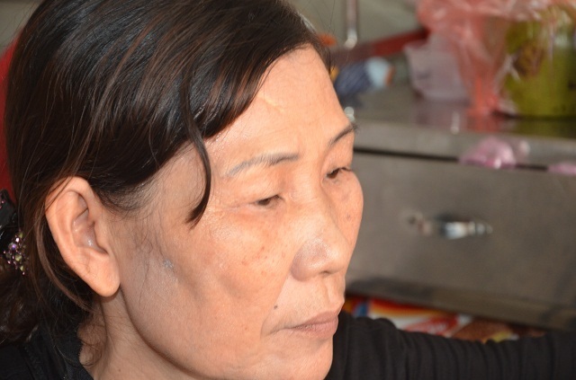 Người mẹ nghèo bất lực nhìn con gái chia quả thận để cứu em - 4