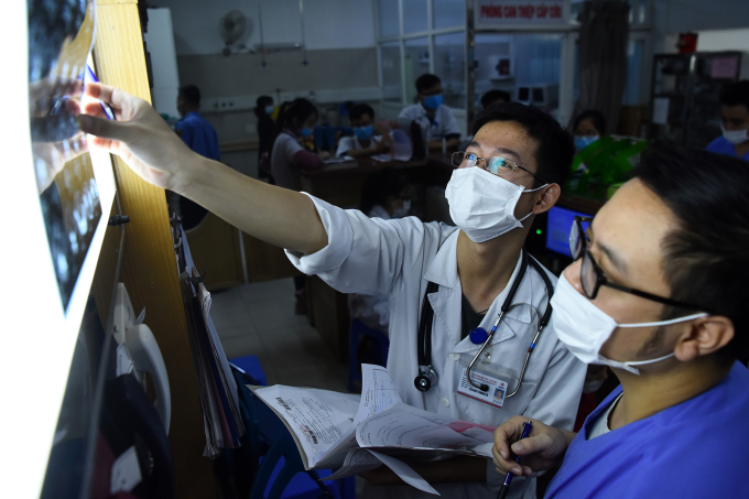 Cấp cứu A9 Bạch Mai - nơi sinh mạng ở giữa sự sống và cái chết