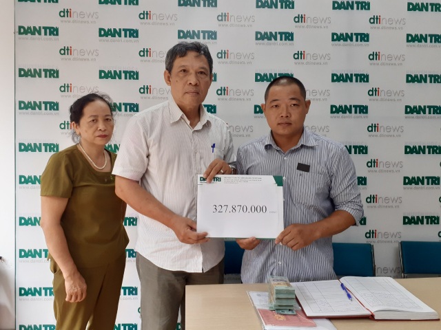 Con gái không còn, người mẹ trích 47 triệu đồng giúp đỡ hoàn cảnh khó khăn - 2