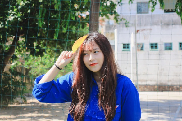 Cảm động bộ tranh chiến sĩ áo trắng, áo xanh chống dịch của sinh viên Đà Nẵng - Ảnh 10.