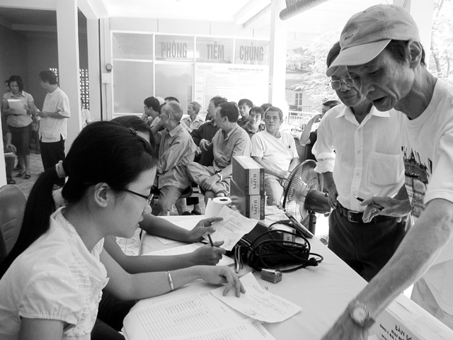 Ngành Dân số đang có những nỗ lực để giảm tình trạng mất cân bằng giới tính khi sinh . Ảnh: TL