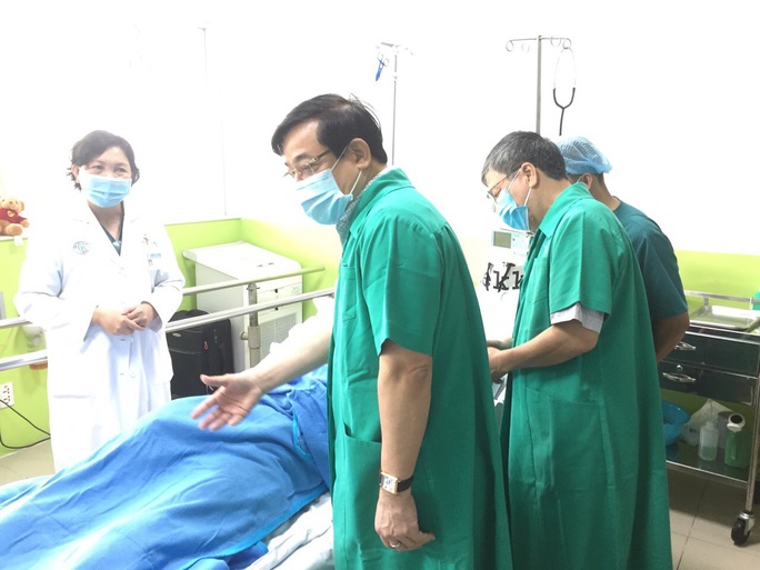 Phi công người Anh đủ sức khoẻ để bay về nước trong tuần tới - Ảnh 2.