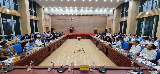 Bộ trưởng Bộ Y tế: Tập trung phát triển Nghệ An thành trung tâm y tế chuyên sâu vùng Bắc Trung bộ - Ảnh 1. Bộ trưởng Bộ Y tế: Tập trung phát triển Nghệ An thành trung tâm y tế chuyên sâu vùng Bắc Trung bộ - Ảnh 1.