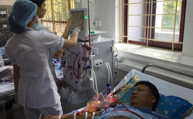 Bá»nh nhân rưng rưng nưá»c mắt, mong muá»n BS Lương tiếp tục ÄÆ°á»£c là m viá»c