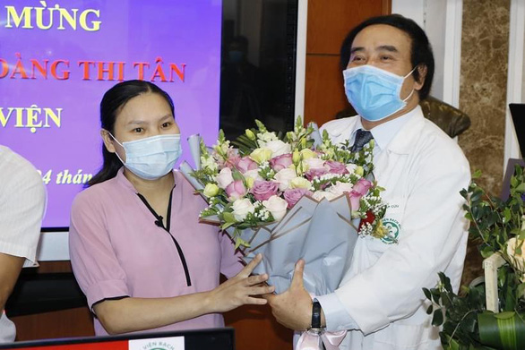 Sản phụ ngừng tim 120 phút được cứu sống diệu kỳ hiện giờ ra sao? - Ảnh 5. Sản phụ ngừng tim 120 phút được cứu sống diệu kỳ hiện giờ ra sao? - Ảnh 5.