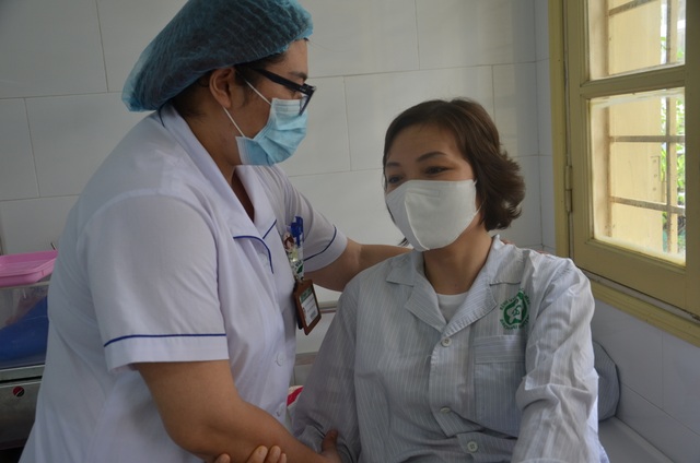 Nếu mẹ không còn, con hãy nghĩ mẹ đi trực chưa về nhé - 3